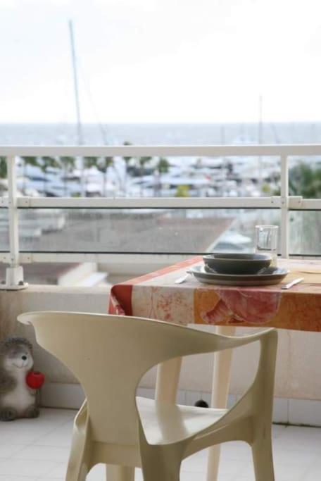 Standing Vue Mer Entre Cannes Et Antibes Гольф-Жуан Экстерьер фото